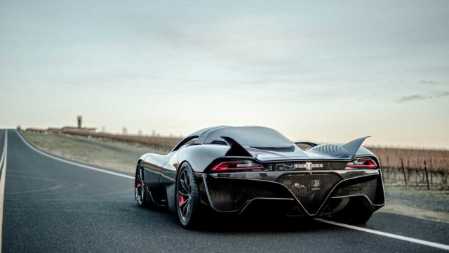 ssc-tuatara-production-model-finally-revealed-can-hit-well-over-300-mph_8